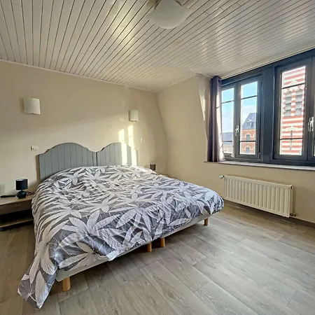 Triplex T4, 60m², 3 Chambres, Coeur De Plage, Proche Commerces Et - Fr-1-646-21 * Berck
